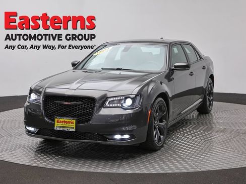Used 2023 Chrysler 300 S RWD image 1