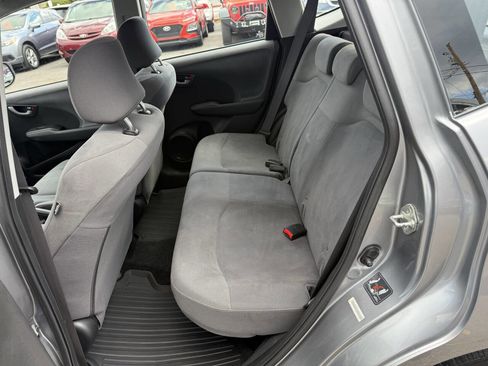 Used 2010 Honda Fit image 8