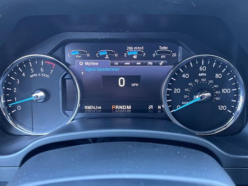 Used 2020 Ford Expedition XLT w/ Equipment Group 202A image 22