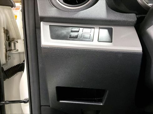 Used 2010 MAZDA MAZDA3 s Grand Touring image 34