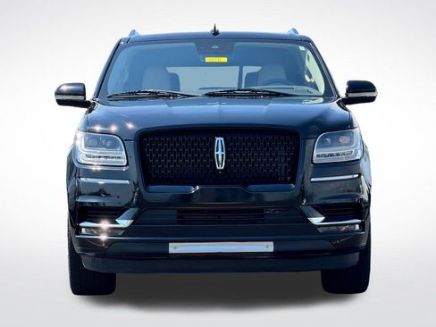 Used 2021 Lincoln Navigator Reserve w/ Luxury Package AWD/4WD image 3