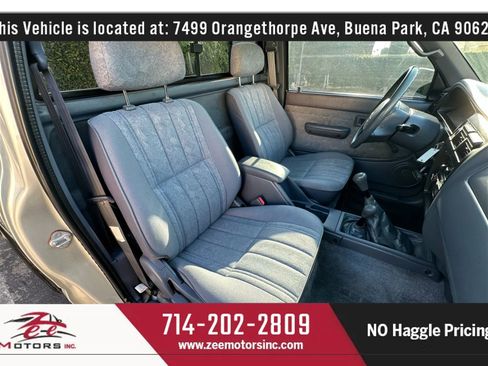 Used 2000 Toyota Tacoma Short Bed image 20