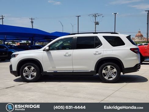 Certified 2026 Honda Pilot EX-L image 4