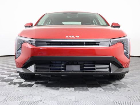 Certified 2025 Kia K4 LXS image 2
