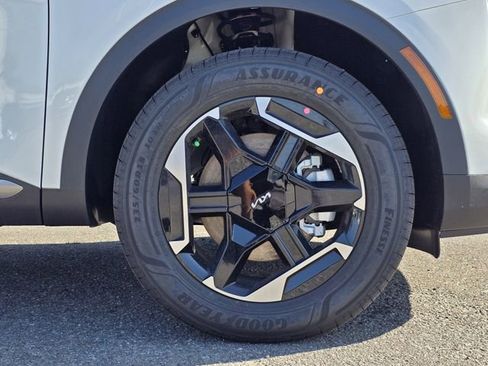 New 2026 Kia Sportage S AWD/4WD image 10