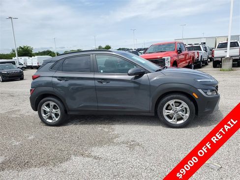 Used 2023 Hyundai Kona SEL image 3
