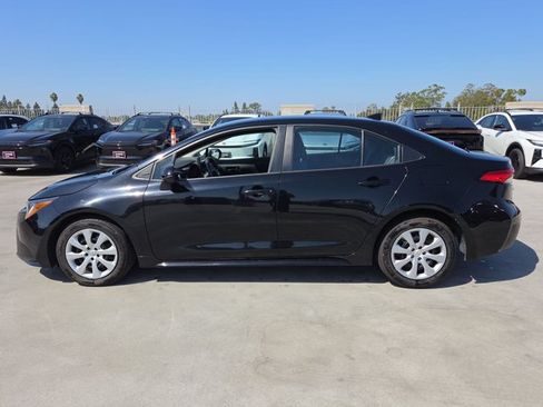 Used 2024 Toyota Corolla LE FWD image 9