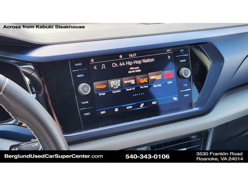 Used 2022 Volkswagen Taos SE image 27