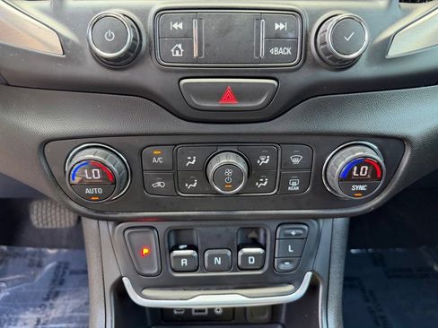 Used 2019 GMC Terrain Denali w/ Advanced Safety Package FWD image 26