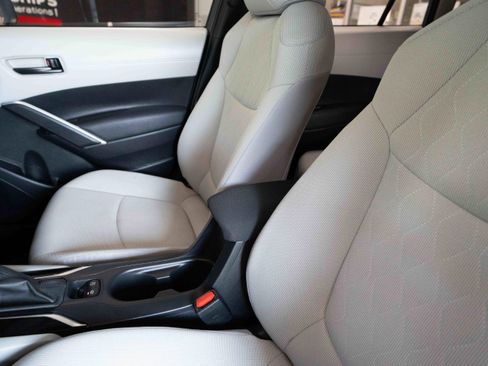 Used 2022 Toyota Corolla Cross L FWD image 10