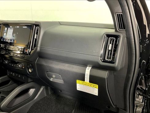 New 2026 Nissan Frontier SV w/ Tow Package image 18