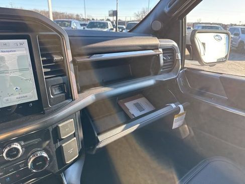 New 2025 Ford F150 Platinum w/ FX4 Off-Road Package image 27