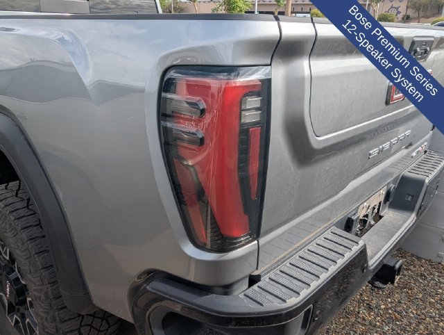 Used 2025 GMC Sierra 2500 AT4X AWD/4WD image 10