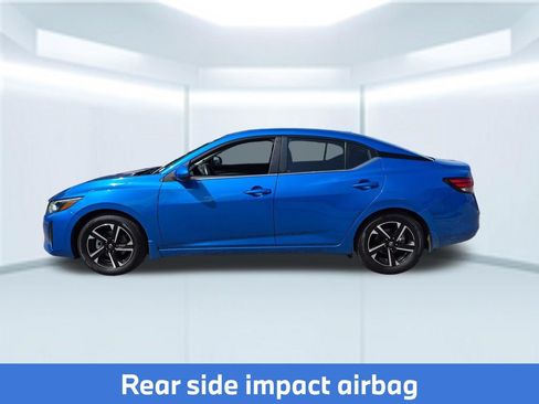 Used 2024 Nissan Sentra SV FWD image 2