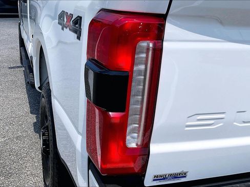 Used 2024 Ford F250 XL w/ STX Appearance Package AWD/4WD image 27