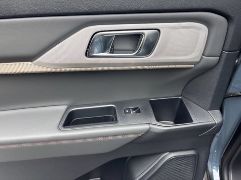 New 2026 Ford Explorer Active w/ Active Comfort Package RWD image 14