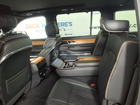 Used 2024 Jeep Grand Wagoneer L Series III w/ HD Trailer Tow Package AWD/4WD image 9