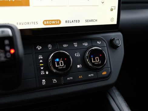 New 2026 Land Rover Defender 110 OCTA AWD/4WD image 33