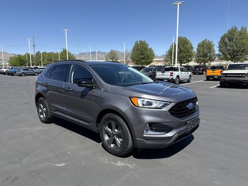 Certified 2022 Ford Edge SEL w/ Sport Appearance Package AWD/4WD image 7