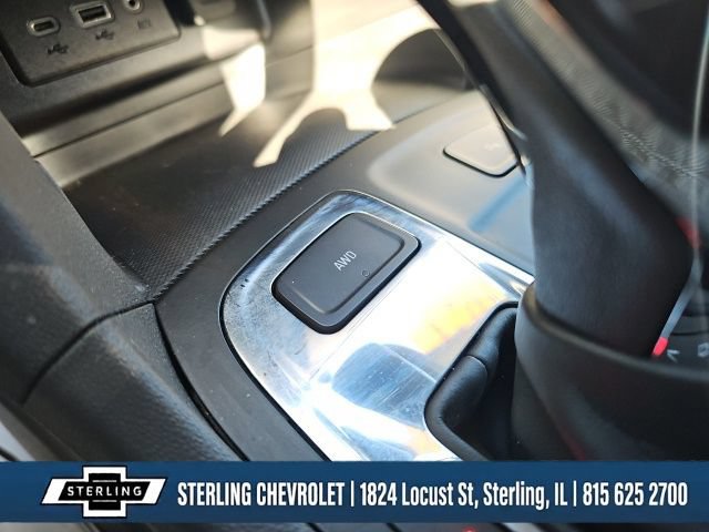 Used 2023 Chevrolet Equinox LT w/ Driver Convenience Package AWD/4WD image 15