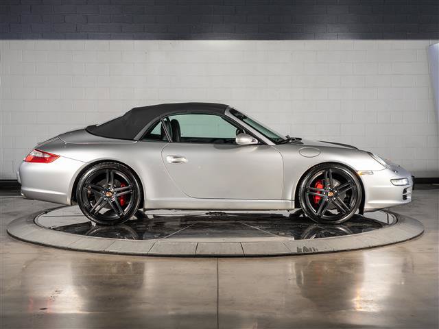 Used 2005 Porsche 911 Carrera S RWD image 16