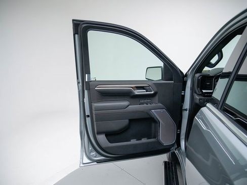 New 2026 Chevrolet Silverado 1500 High Country image 23