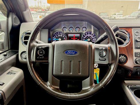 Used 2012 Ford F250 Lariat w/ Chrome Pkg AWD/4WD image 30