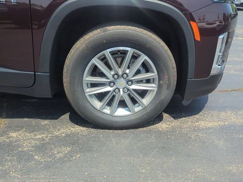 Certified 2023 Chevrolet Traverse LT AWD/4WD image 11