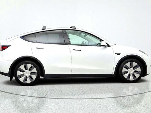Used 2021 Tesla Model Y Long Range AWD/4WD image 4