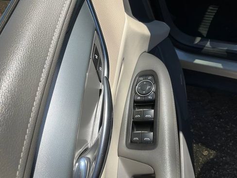 Used 2017 Cadillac XT5 Premium Luxury image 8