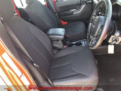 Used 2015 Jeep Wrangler Unlimited Sport AWD/4WD image 20