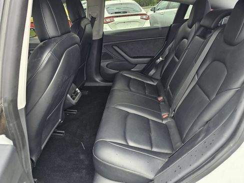 Used 2021 Tesla Model 3 Long Range AWD/4WD image 4