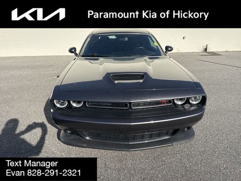Used 2019 Dodge Challenger R/T image 2