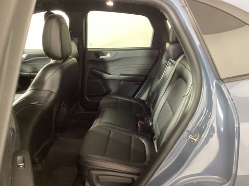 Used 2024 Ford Escape ST-Line w/ Tech Pack #1 AWD/4WD image 12