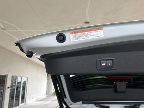 New 2026 Mitsubishi Outlander SEL image 34