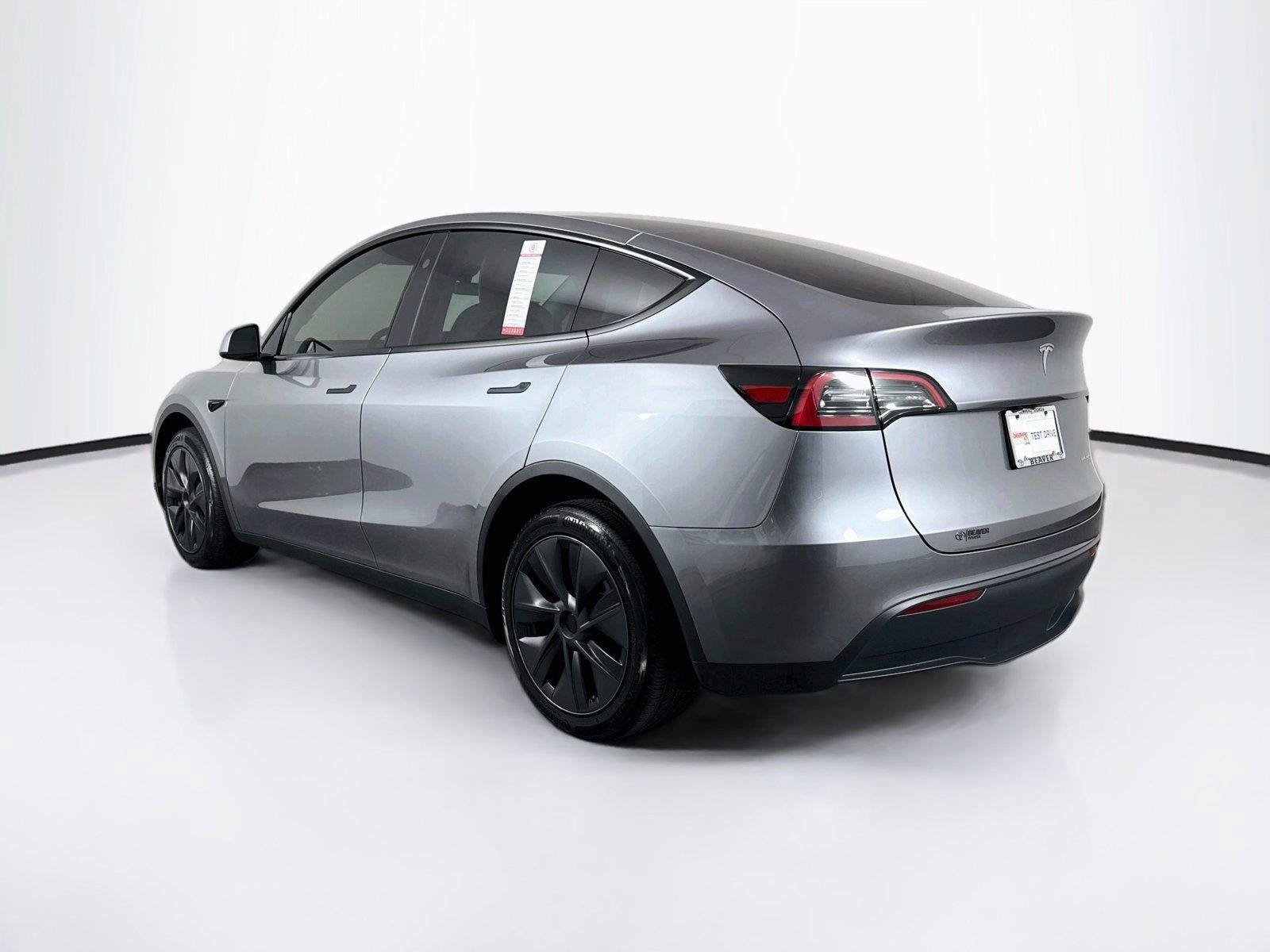 Used 2025 Tesla Model Y Long Range AWD/4WD image 13