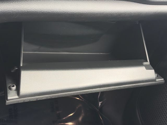 Used 2025 Chrysler Pacifica Limited FWD image 37
