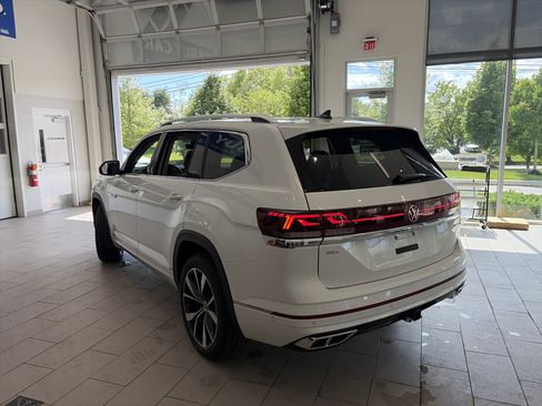 Used 2026 Volkswagen Atlas SEL Premium R-Line AWD/4WD image 6