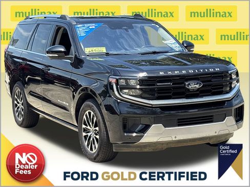 Used 2025 Ford Expedition Platinum AWD/4WD image 1