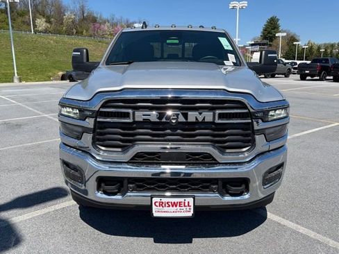 New 2026 RAM 2500 Tradesman AWD/4WD image 10