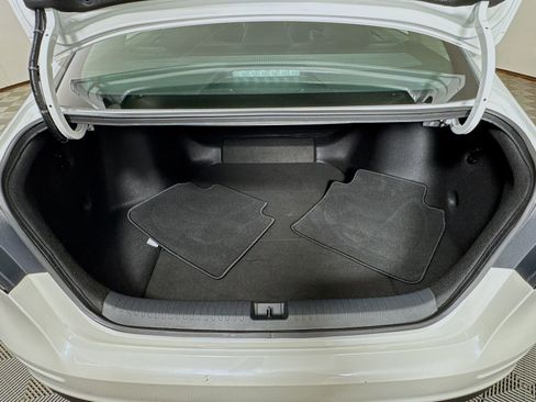 Used 2023 Honda Accord LX image 7