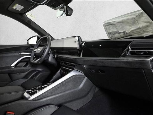 New 2025 Audi SQ5 Premium Plus image 24