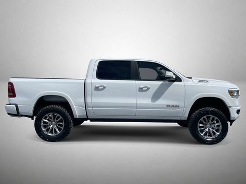 Used 2022 RAM 1500 Laramie w/ Laramie Southwest Edition AWD/4WD image 2