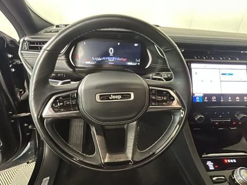 Used 2021 Jeep Grand Cherokee L Overland w/ Advanced Protech Group III AWD/4WD image 13