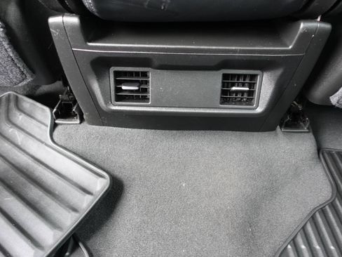 Used 2023 Chevrolet Silverado 1500 Custom image 38