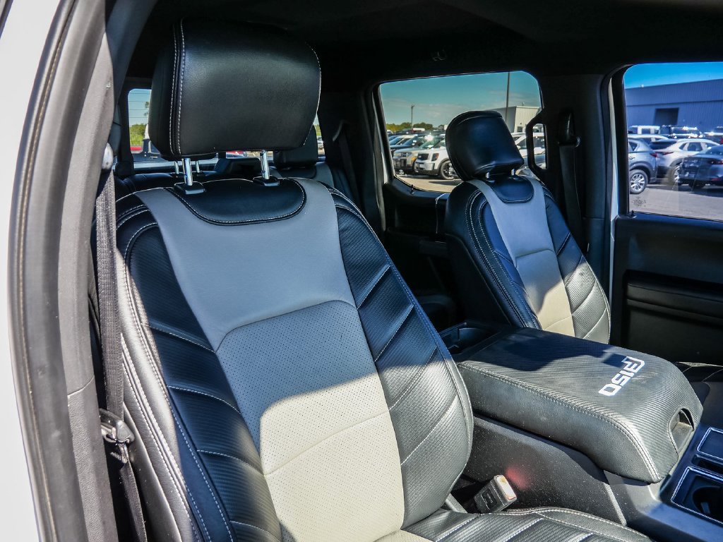 Used 2018 Ford F150 XLT w/ Equipment Group 302A Luxury AWD/4WD image 15