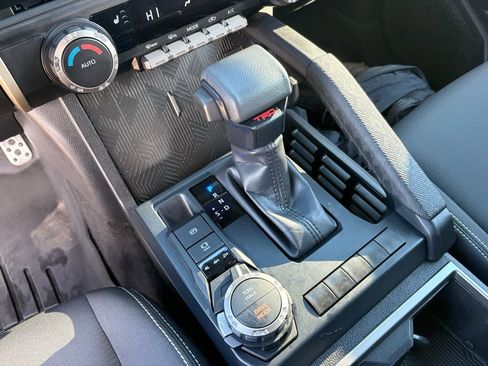 Used 2024 Toyota Tacoma TRD Sport image 20