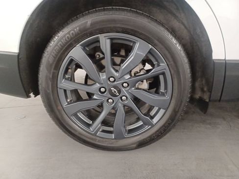 Used 2024 Chevrolet Equinox RS w/ LPO, Floor Liner Package FWD image 10