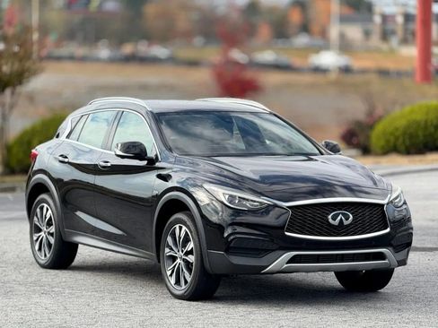 Used 2019 INFINITI QX30 AWD image 1