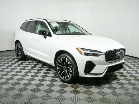 Used 2026 Volvo XC60 B5 Ultra w/ Protection Package Premier AWD/4WD image 1